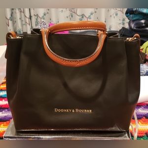 Dooney & Bourke Black Barlow small satchel